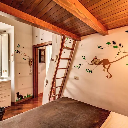 Pellegrino Apartment *